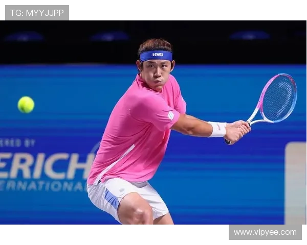 张之臻再创历史勇夺大师赛四强中国网球迎来崭新时代 张之臻再创历史勇夺大师赛四强中国网球迎来崭新时代