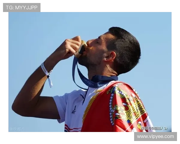 德约科维奇强势回归年终总决赛再掀巅峰对决引发网坛热议