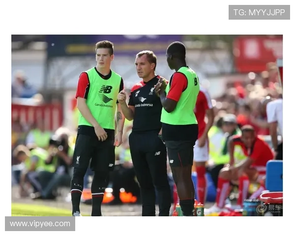 斯温登俱乐部最新动态分析:战术调整与球队未来发展展望 斯温登俱乐部最新动态分析:战术调整与球队未来发展展望