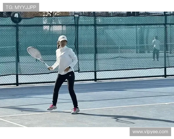 网球赛季新风云 赛场传奇再续 新星崛起与老将争锋再掀激烈对决 网球赛季新风云 赛场传奇再续 新星崛起与老将争锋再掀激烈对决