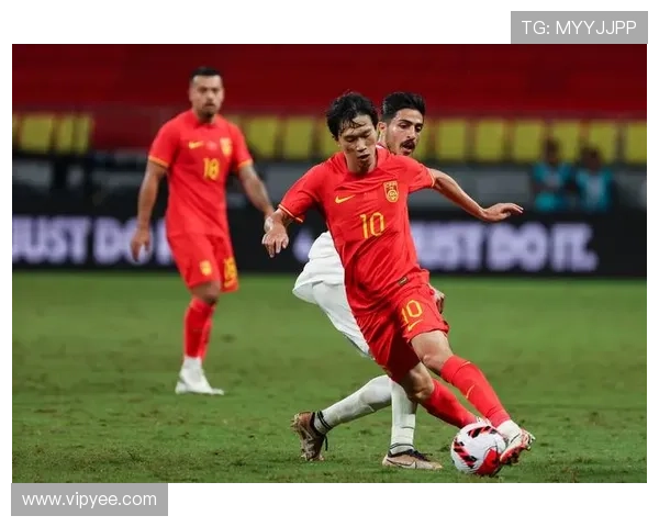 国足世预赛迎关键一战新帅首秀引发全国球迷关注走势与未来布局